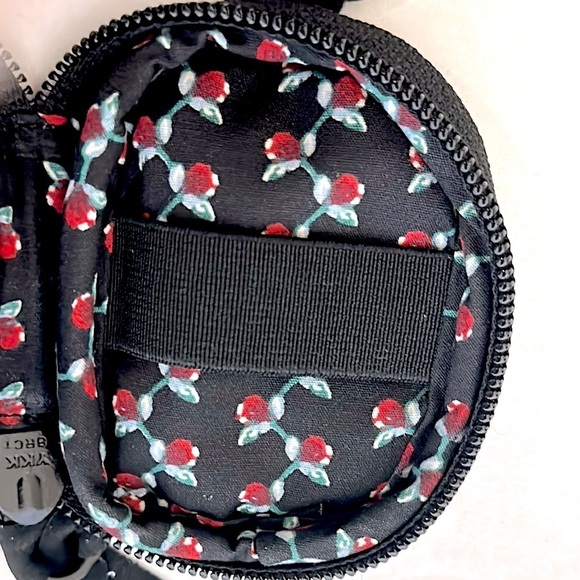 Vera Bradley Bag Charm for AirPods in Cotton - Picture 8 of 8